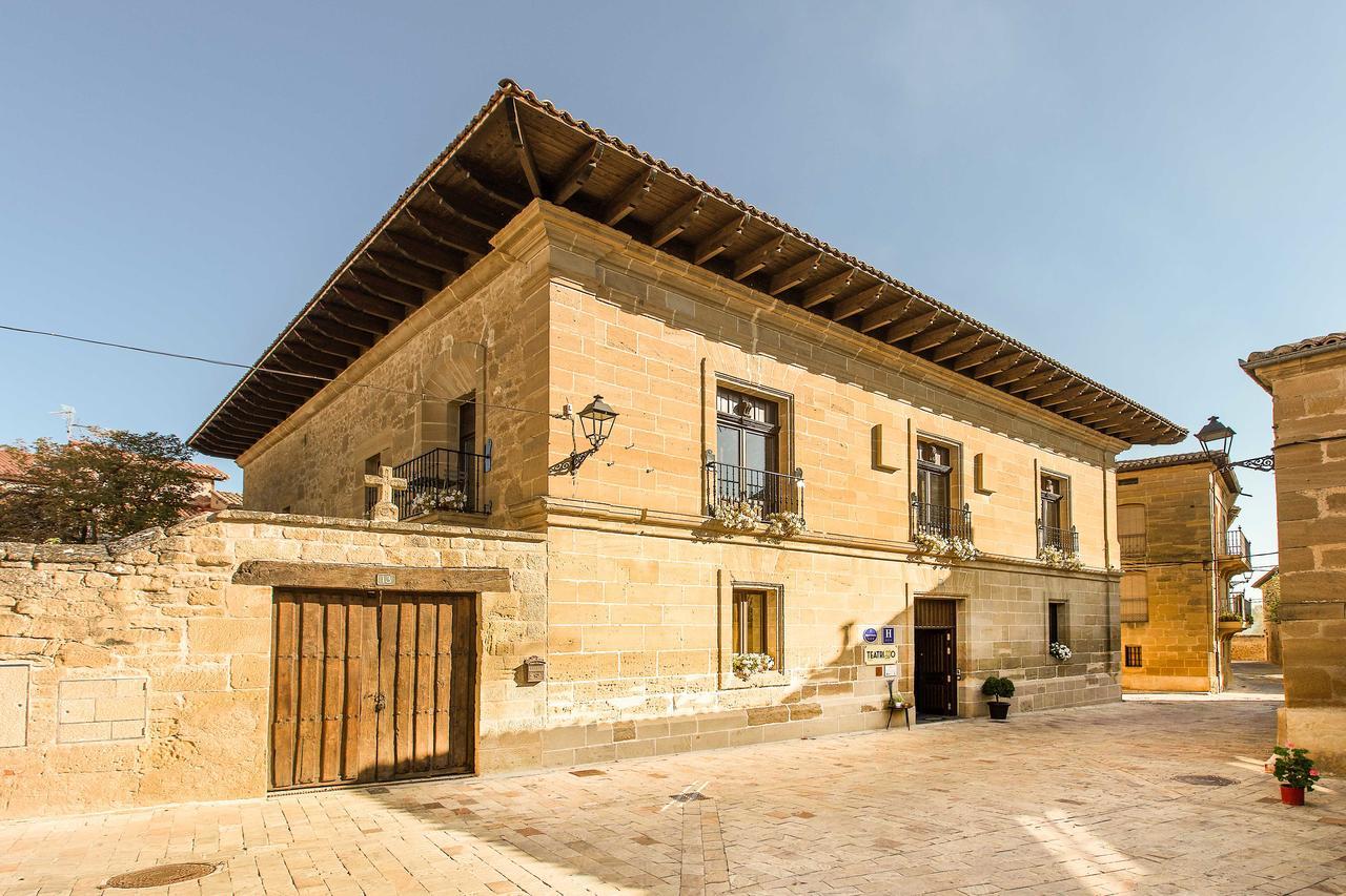 Teatrisso Hotel Palacio Cuzcurrita-Río Tirón Buitenkant foto
